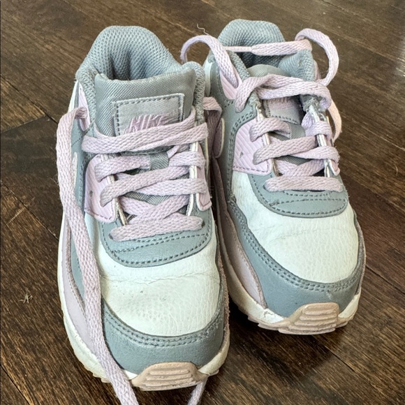 Nike Air Max Kids' Gray and White Sneakers Sz 9 - Picture 7 of 8